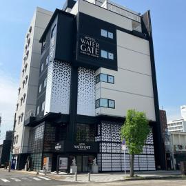 ホテルウォーターゲート徳山 adult only, hotel di Shunan