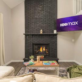 Tucked in the Woods - Jacuzzi Firepit Pooltable
