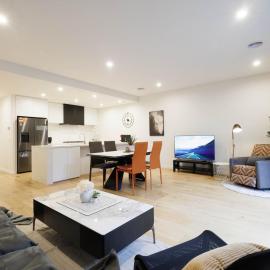 KozyGuru | Burwood East | Quiet & Stylish Retreat