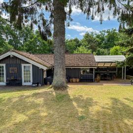 3 Bedroom Beautiful Home In Faxe Ladeplads