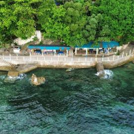 Monique Beach Resort by Hiverooms, Hotel in Carmen