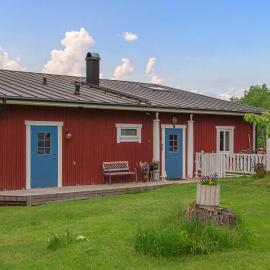 Beautiful Home In Vretstorp With Lake View, ξενοδοχείο σε Vretstorp