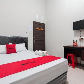 RedDoorz Syariah near Jalan Jakarta Samarinda