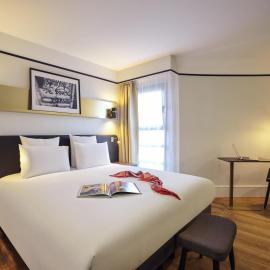 Mercure Paris Saint-Ouen: Saint-Ouen şehrinde bir otel
