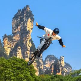 Zhangjiajie Homeinn Plus Hotel-Free pick up service,Free Chinese-western Breakfast,Free Freah Coffee,Free Self-Service Laundry & Drying, Attraction Tickets Serivce in advance