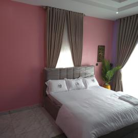 House 27 Cool vibes, hotel en Idu