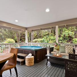 Ohia Lehua Hale-Hot Tub-Fireplace-Fire Table, hotel i Volcano