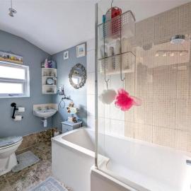 Quirky large Victorian house with private parking, hotel a Bristol
