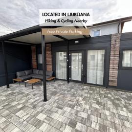 Tiny homes ŠMARNA, hotelli kohteessa Ljubljana
