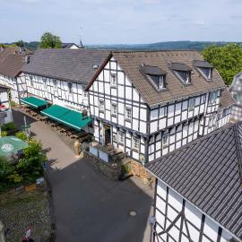 Zum Alten Turm, hotel Hennefben