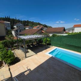 Beautiful Holiday Home "Villa Relax Oasis"