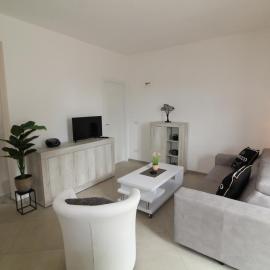 Il Parco - new apartment with small terrace