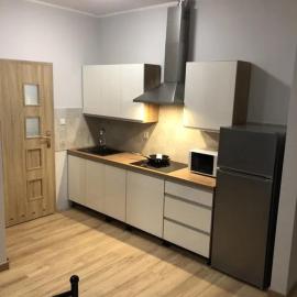 Sisters Rent 4