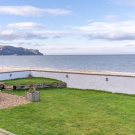 Superb Cintra Beachside Apartments, Hotel in Llandudno