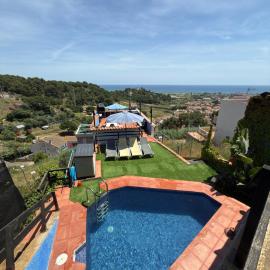 Casa Marvista - piscina, barbacoa y vistas al mar