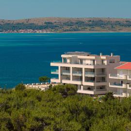 Smile Apartments, hotel in Povljana