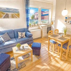 3-Sterne Ferienwohnung Deichgraf A-8, Nordsee Burhave mit Balkon, Parkplatz, Pool & Sauna, WLAN, hotel en Burhave