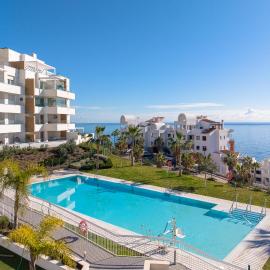 Olée Torrox Costa Holiday Rentals by Fuerte Group, hotel en Torrox Costa