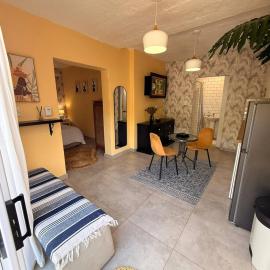 Charming Holiday House in Durban North - Your Perfect Getaway Awaits