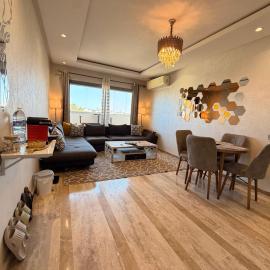 CHIC & COZY appartement très calme、カサブランカのホテル