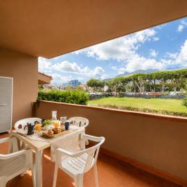 [Il Gabbiano] Bilocale con Piscina, Garage e A/C.
