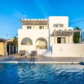Naxos Infinity Villa and Suites