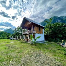 PHOUTTHASACK guesthouse, hotel in Ban Sôphoun