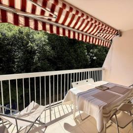 Studio Cabine à Arcachon, Proche Centre, Balcon ensoleillé, Parking, à 600m de la Plage - FR-1-433-98