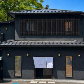 River View Suites, by The Shinkyo Inn, hotell i Nikko