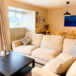 Charming Apartment in Oranmore with Sea View 8mins from Galway City