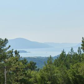 Adriatic Heights Holiday Apartments, hotel in Kavač