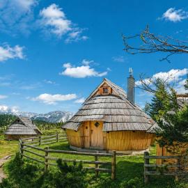 Chalet Lepenatka with Sauna - I feel Alps, hotel a Stahovica