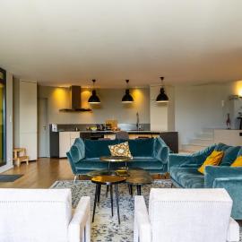 Loft à l'architecture design avec vue mer