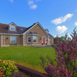 Tollymore House, hotel in Bryansford