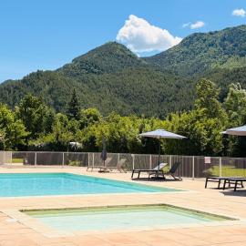 Le Vercors Park โรงแรมในดีย์