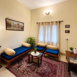 2 BHK Vintage Kolkata Apartment With Free Breakfast