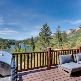 1/4 Mi to Purgatory Resort: Mtn Cabin w/ Views