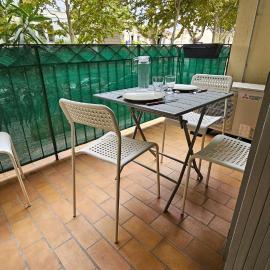Appartement Entre mer et Terre, hotel u gradu Lunel