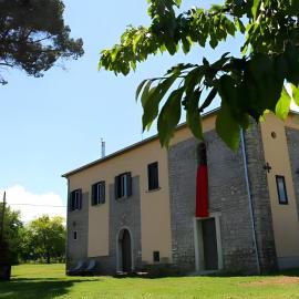 San Pietro Country House bb Irpinia, hotell i Paternopoli