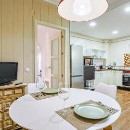 Casa Los Patios Mairena 6 Pax 2 Banos AC