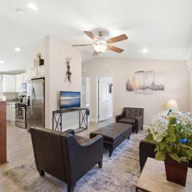1029 Shepards Dr Unit 11