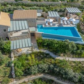 Zeus luxury Villas - Villa Ermis, хотел в Кефалония