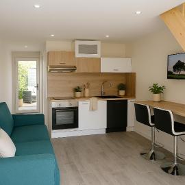 Logement les Lauriers avec jardin privé, hotel Esvres városában