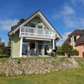 Ferienhaus Seestern direkt am Plauer See, hotel sa Plau am See