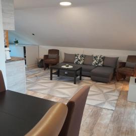 Bara Apartment and Studio, hotel in Gheorgheni