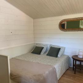 Chalet bucolique, Hotel in Saint-Étienne-de-Chigny