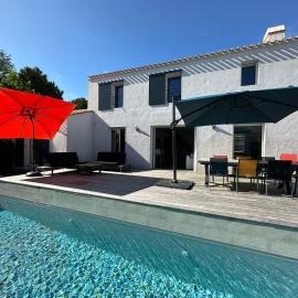 Maison à l'orée du bois des Eloux et 150 m de la mer
