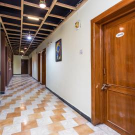 Hotel O Santushti, Hotel in Dewās