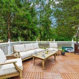 Tree Canopy Oasis, ξενοδοχείο σε East Quogue