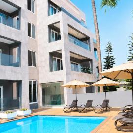 THE POOL LABONE โรงแรมในอักกรา